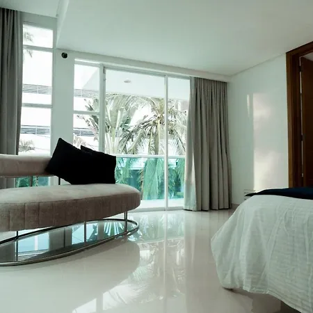 Holiday home Mq Crown House Castillo