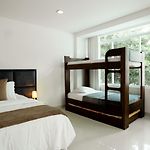 Mq Crown House Castillo