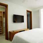 Mq Crown House Castillo