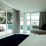 Mq Crown House Castillo