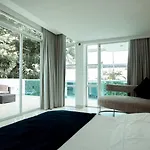 Mq Crown House Castillo